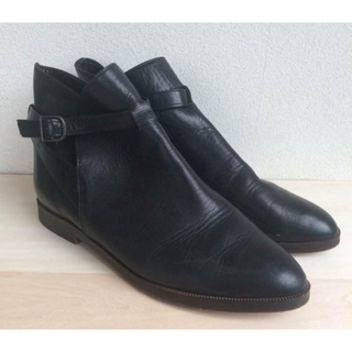 ザラ(ZARA)の本革ブーツ　黒　ブラック サイズL 24㎝ made in japan(ブーツ)
