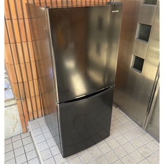 アイリスオーヤマ(アイリスオーヤマ)の⭐️イケてる男の1人暮らしに⭐️ 都内近郊送料無料　2021年　冷蔵庫　ブラック(冷蔵庫)