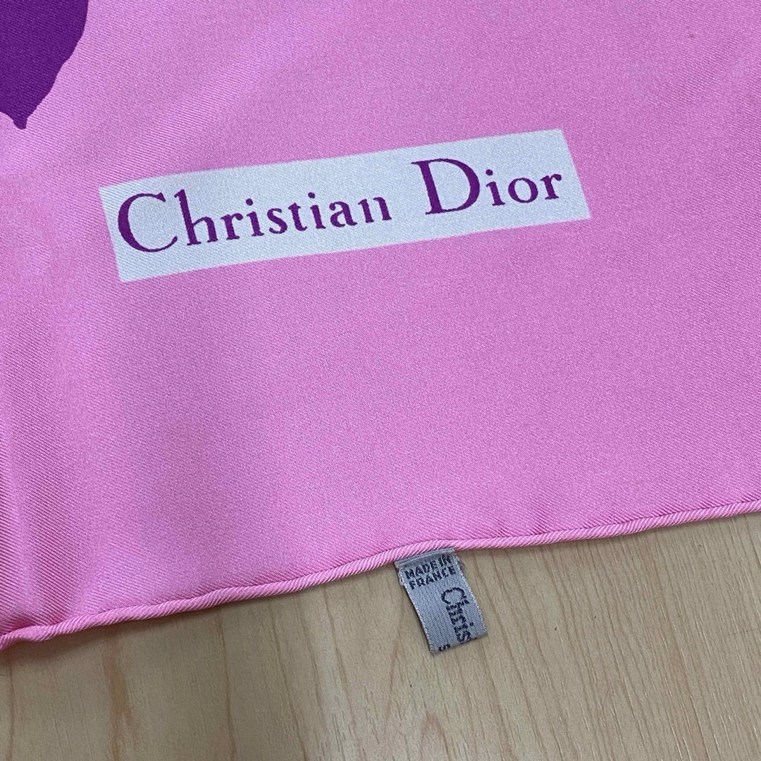 Christian Dior(クリスチャンディオール)のクリスチャンディオール　スカーフ　花柄　ピンク　　no.24 レディースのファッション小物(バンダナ/スカーフ)の商品写真