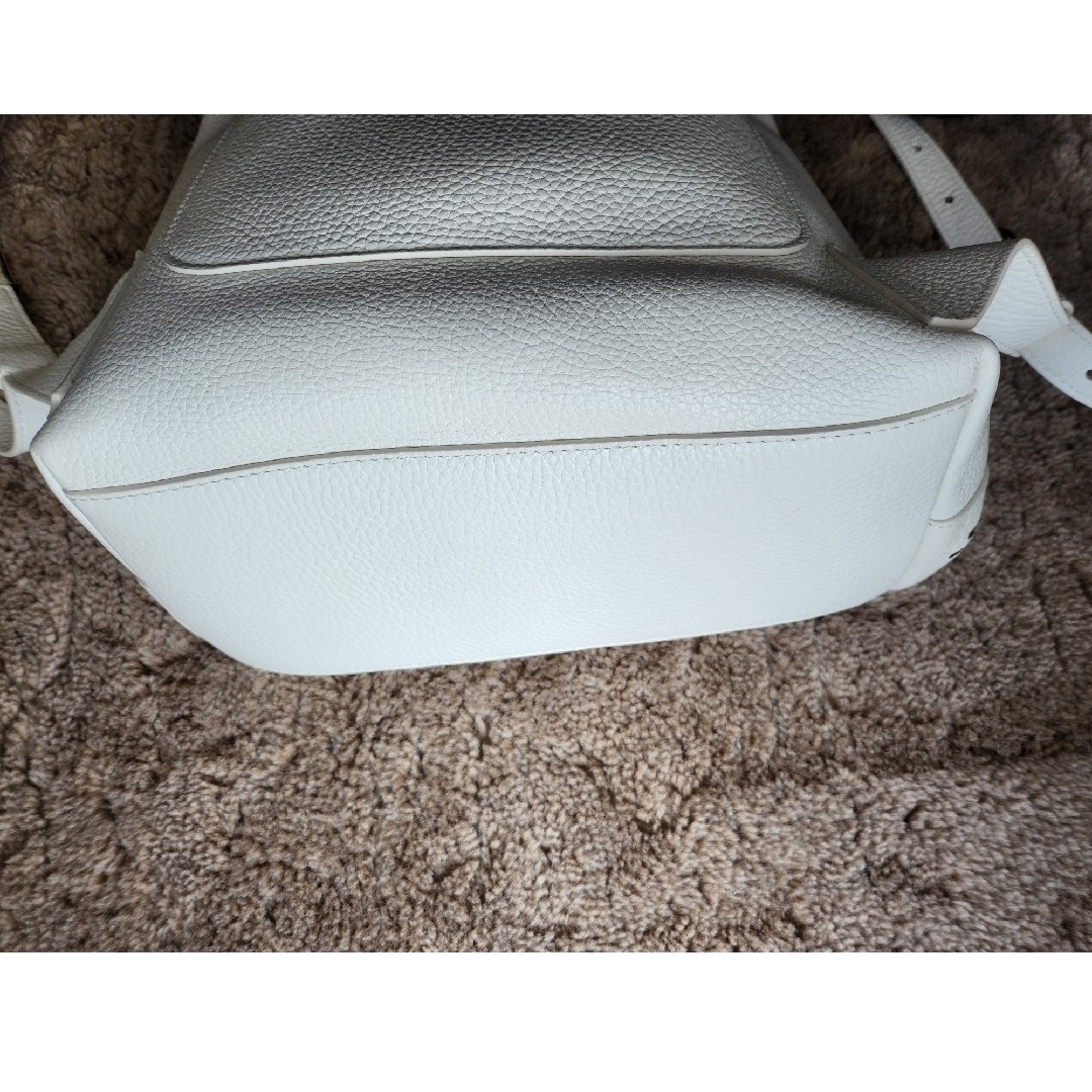 Furla(フルラ)の【美品】FURLA　バックパック　ホワイト レディースのバッグ(リュック/バックパック)の商品写真