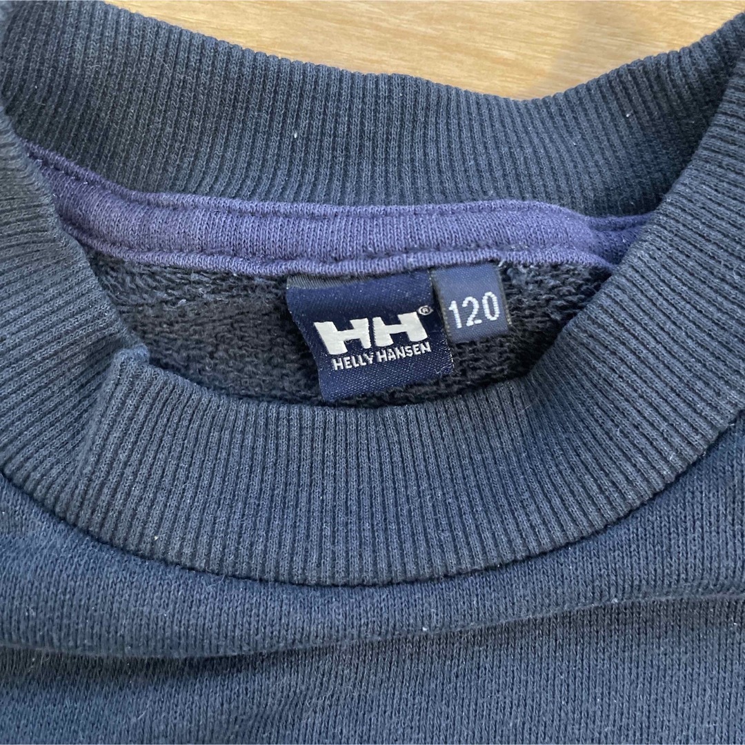 HELLY HANSEN(ヘリーハンセン)のヘリーハンセン　トレーナー　120 キッズ/ベビー/マタニティのキッズ服男の子用(90cm~)(Tシャツ/カットソー)の商品写真