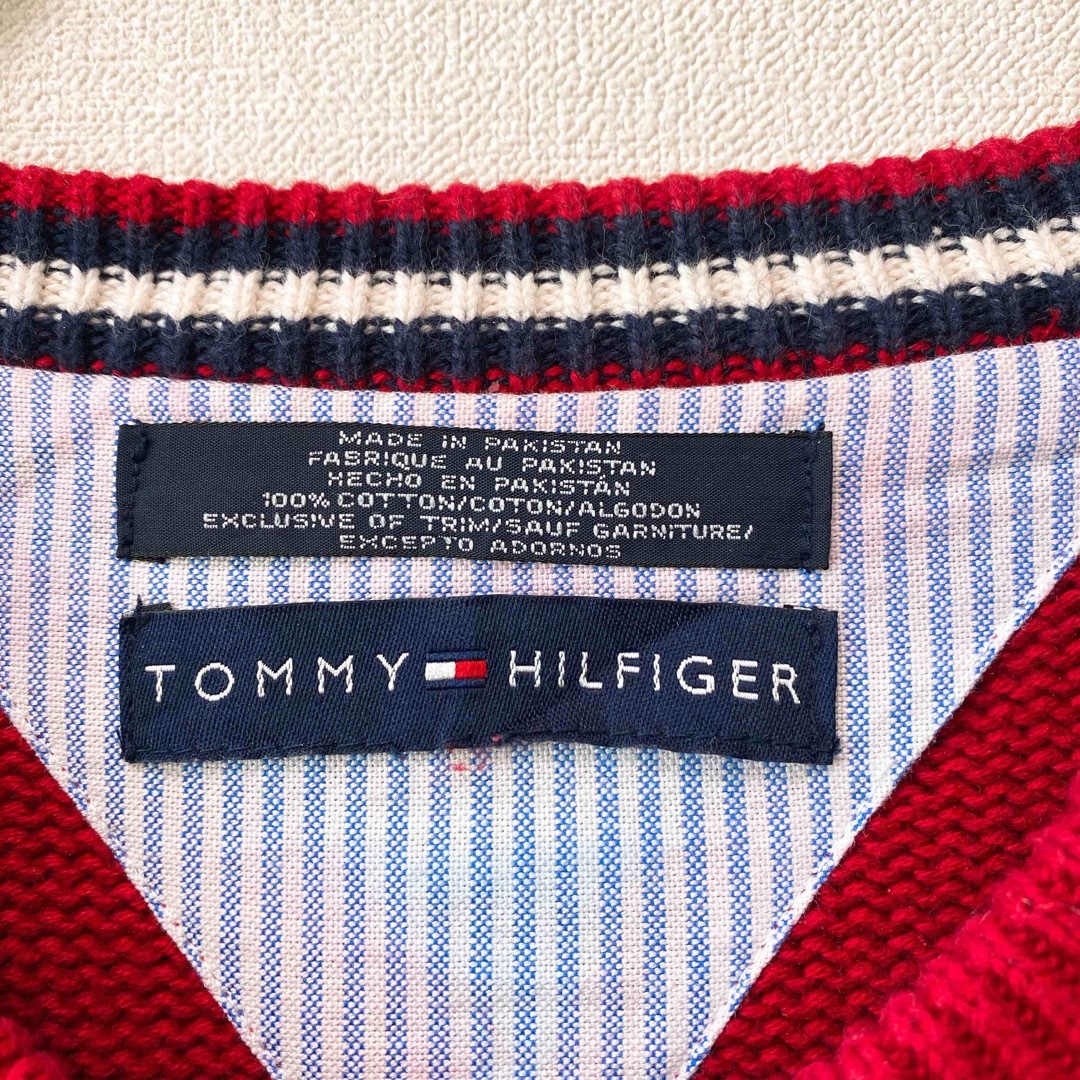 TOMMY HILFIGER(トミーヒルフィガー)のトミーヒルフィガー　ニット　セーター　刺繍ロゴ　無地　男女兼用　赤色 メンズのトップス(ニット/セーター)の商品写真