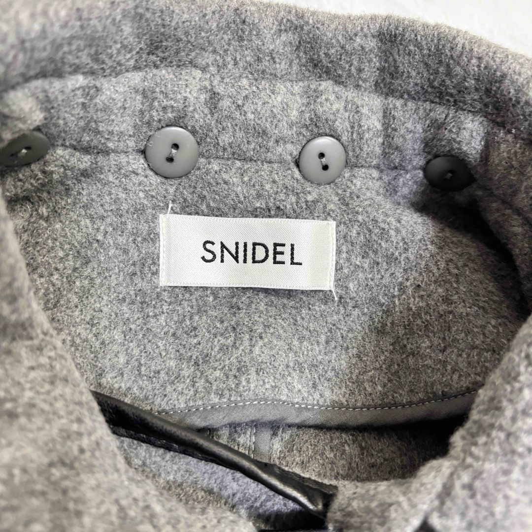 SNIDEL(スナイデル)のSNIDEL × 新木優子 × sweet コラボ ポンチョコート完売品 グレー レディースのジャケット/アウター(ポンチョ)の商品写真