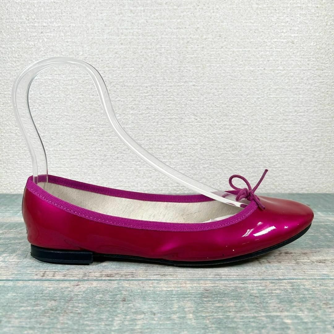 repetto(レペット)の新品 repetto 39 パンプス ローズレッド リボン エナメル レディースの靴/シューズ(バレエシューズ)の商品写真