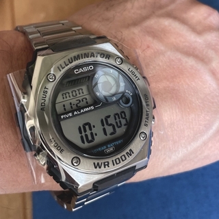 カシオ(CASIO)のカシオ デジタル腕時計　新品　ビッグフェイス　ステンレス　国内未発売　超レア時計(腕時計(デジタル))