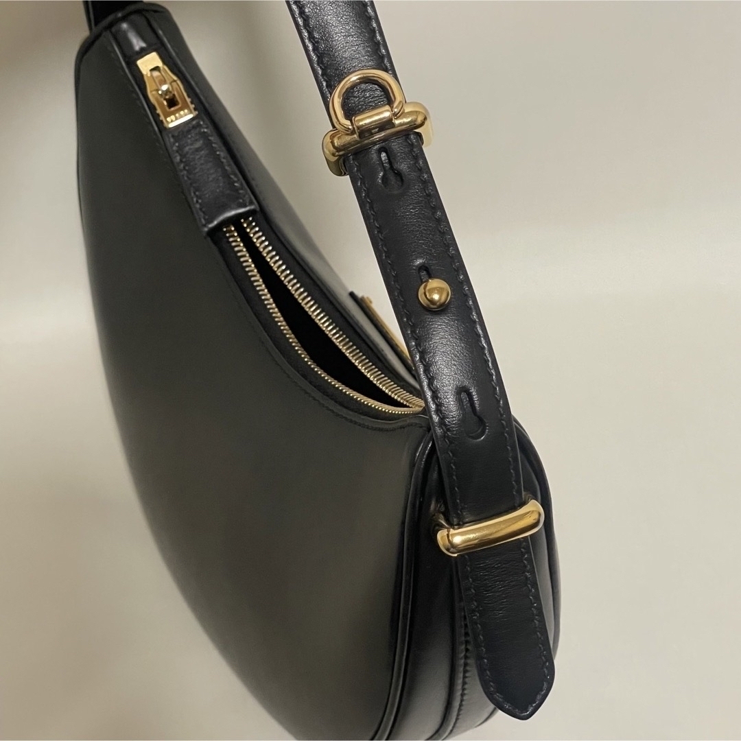 PRADA(プラダ)の プラダ アーケ Re-Nylon xブラッシュドレザー ショルダーバッグ レディースのバッグ(ショルダーバッグ)の商品写真