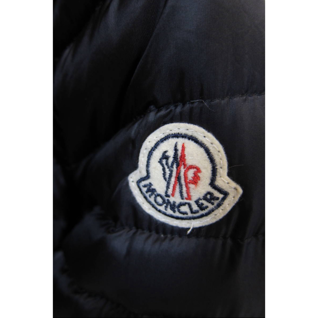 MONCLER(モンクレール)のモンクレール　ダウン　バーベル レディースのジャケット/アウター(ダウンコート)の商品写真