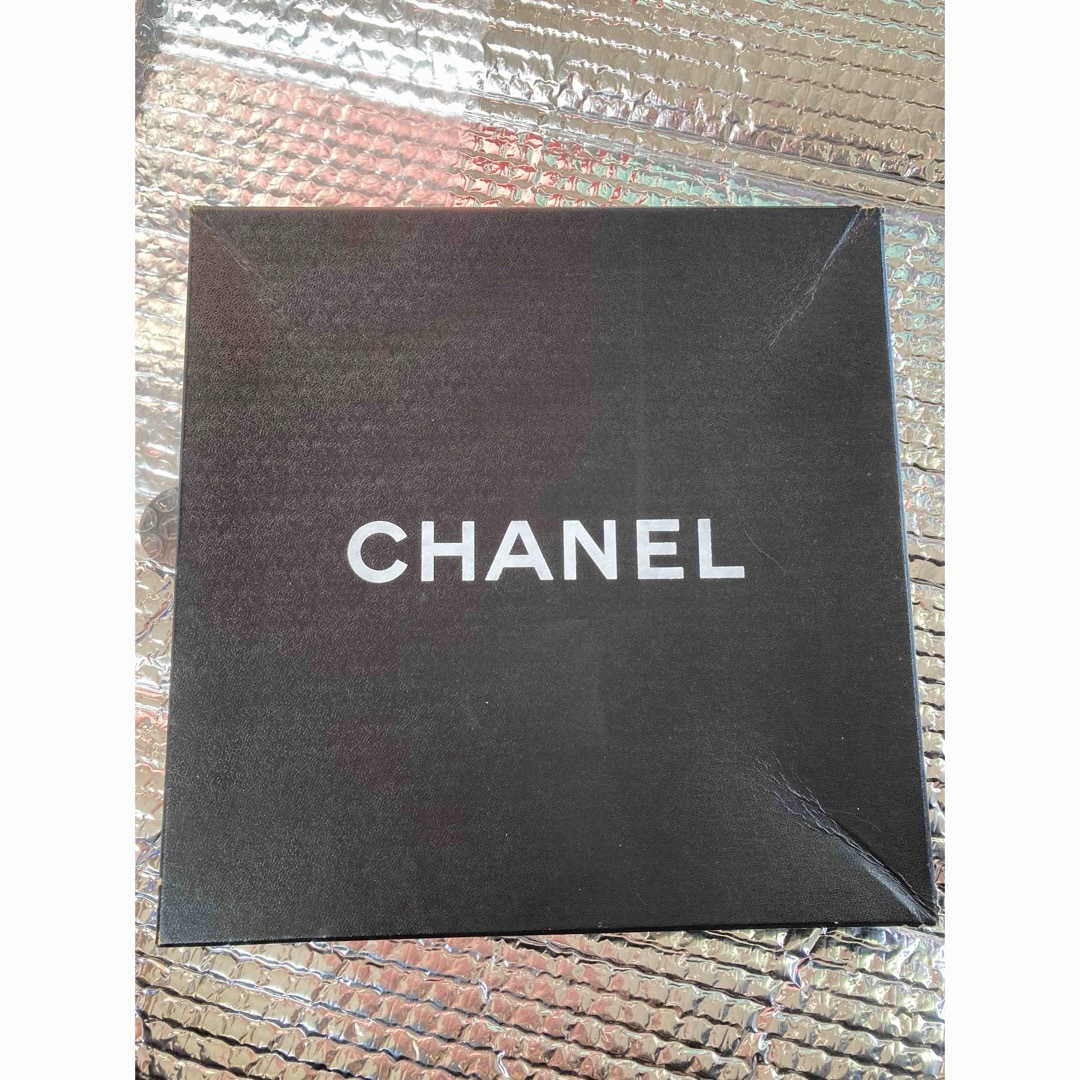 CHANEL(シャネル)のCHANEL スカーフ　大判 ココマーク　ヴィンテージ レディースのファッション小物(バンダナ/スカーフ)の商品写真