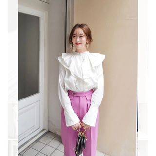 ヘヨン　HYEON　flower petal blouse/white(シャツ/ブラウス(長袖/七分))