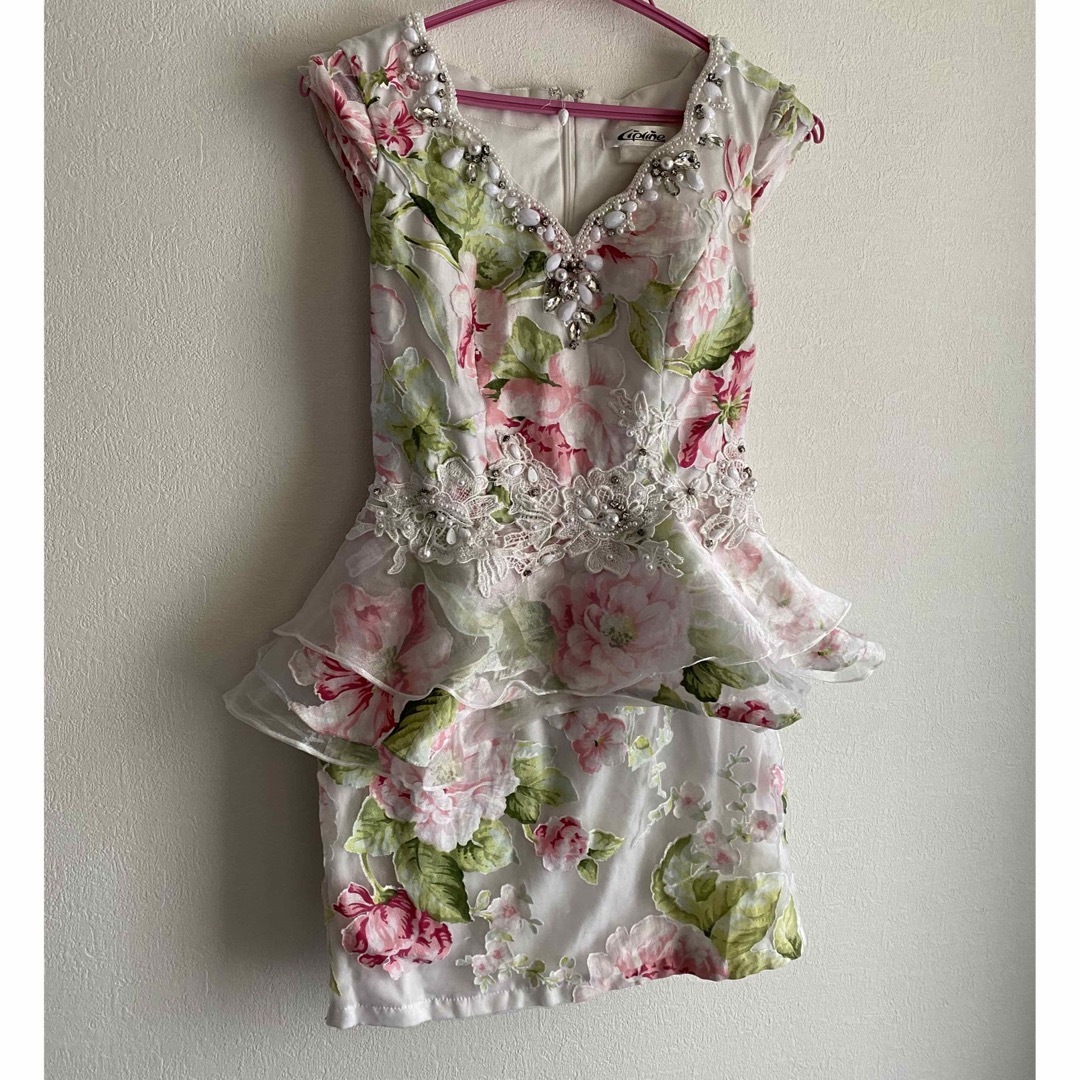 lipline キャバドレス　ペプラム　S レディースのフォーマル/ドレス(ナイトドレス)の商品写真