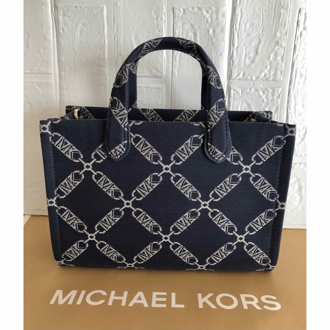 Michael Kors(マイケルコース)のマイケルコース　ショルダーバッグ　トートバッグ　ネイビー　新品 レディースのバッグ(トートバッグ)の商品写真