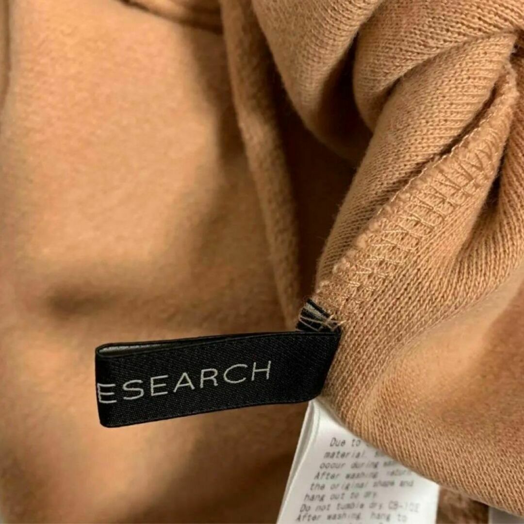 URBAN RESEARCH(アーバンリサーチ)のURBAN RESEARCH アーバンリサーチ️ アシメニット Fサイズ 薄茶色 レディースのトップス(ニット/セーター)の商品写真