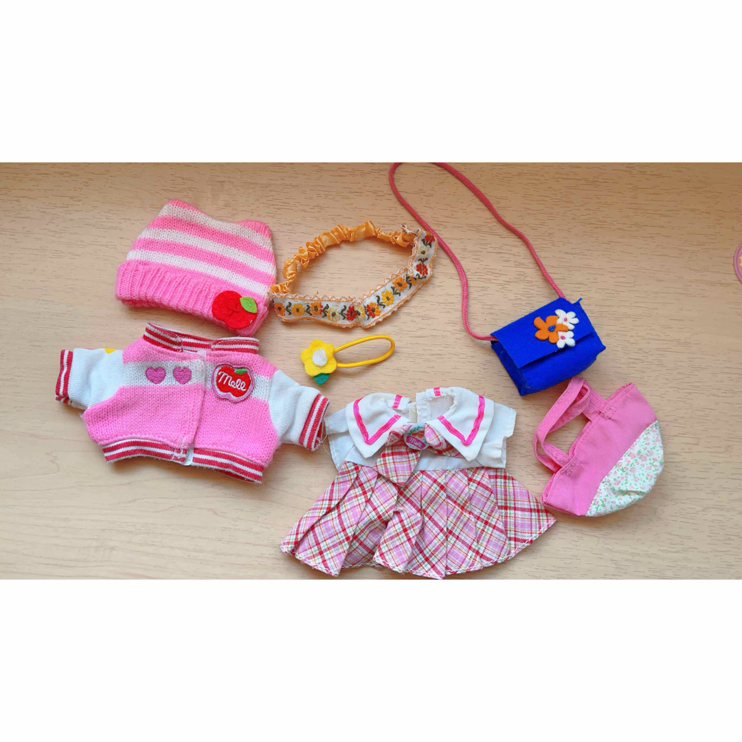 メルちゃん(メルチャン)のメルちゃん、ベッド&お着替えセット キッズ/ベビー/マタニティのおもちゃ(ぬいぐるみ/人形)の商品写真