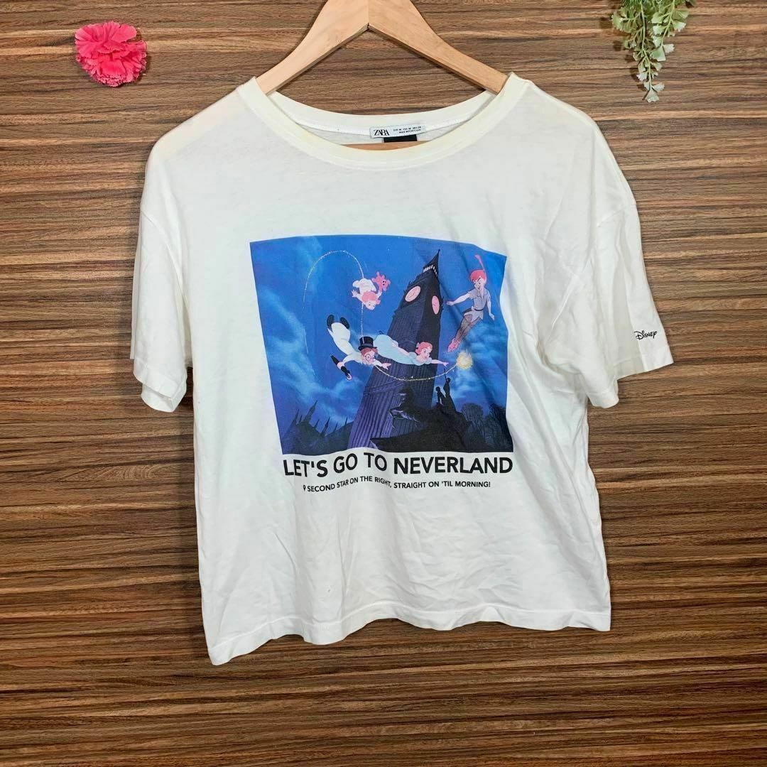 ZARA(ザラ)のZARA ザラ Tシャツ Mサイズ ディズニー ネバーランド 白 プリント レディースのトップス(Tシャツ(半袖/袖なし))の商品写真