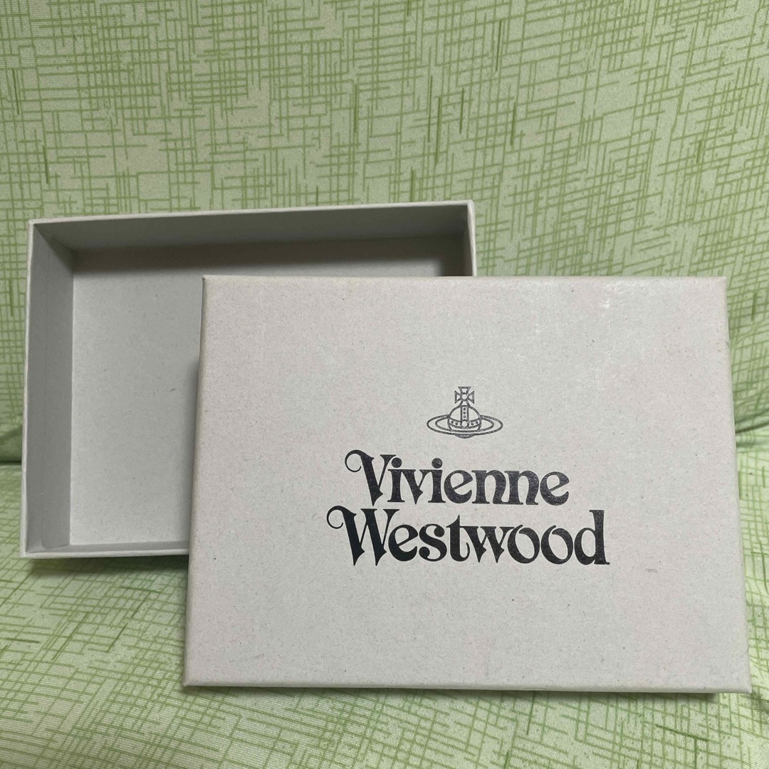 Vivienne Westwood(ヴィヴィアンウエストウッド)のビビアンウエストウッド空箱 レディースのバッグ(ショップ袋)の商品写真