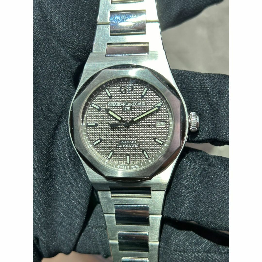 GIRARD-PERREGAUX(ジラールペルゴ)のGirard-Perregaux(ジラールペルゴ)・ロレアート・38.00㎜ メンズの時計(腕時計(アナログ))の商品写真