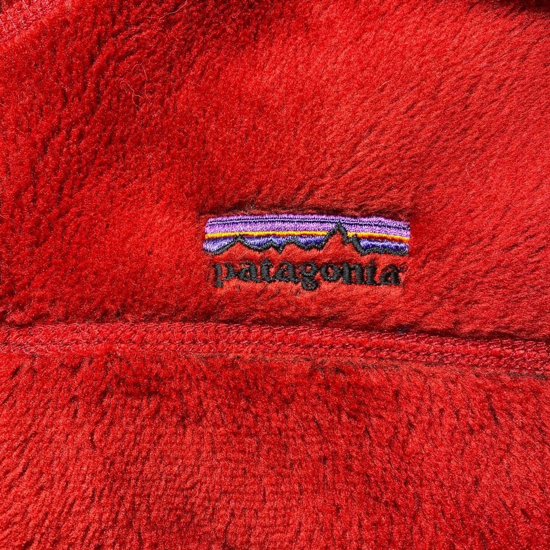 patagonia(パタゴニア)のパタゴニア R4 フリース ジャケット Lサイズ メンズのジャケット/アウター(その他)の商品写真