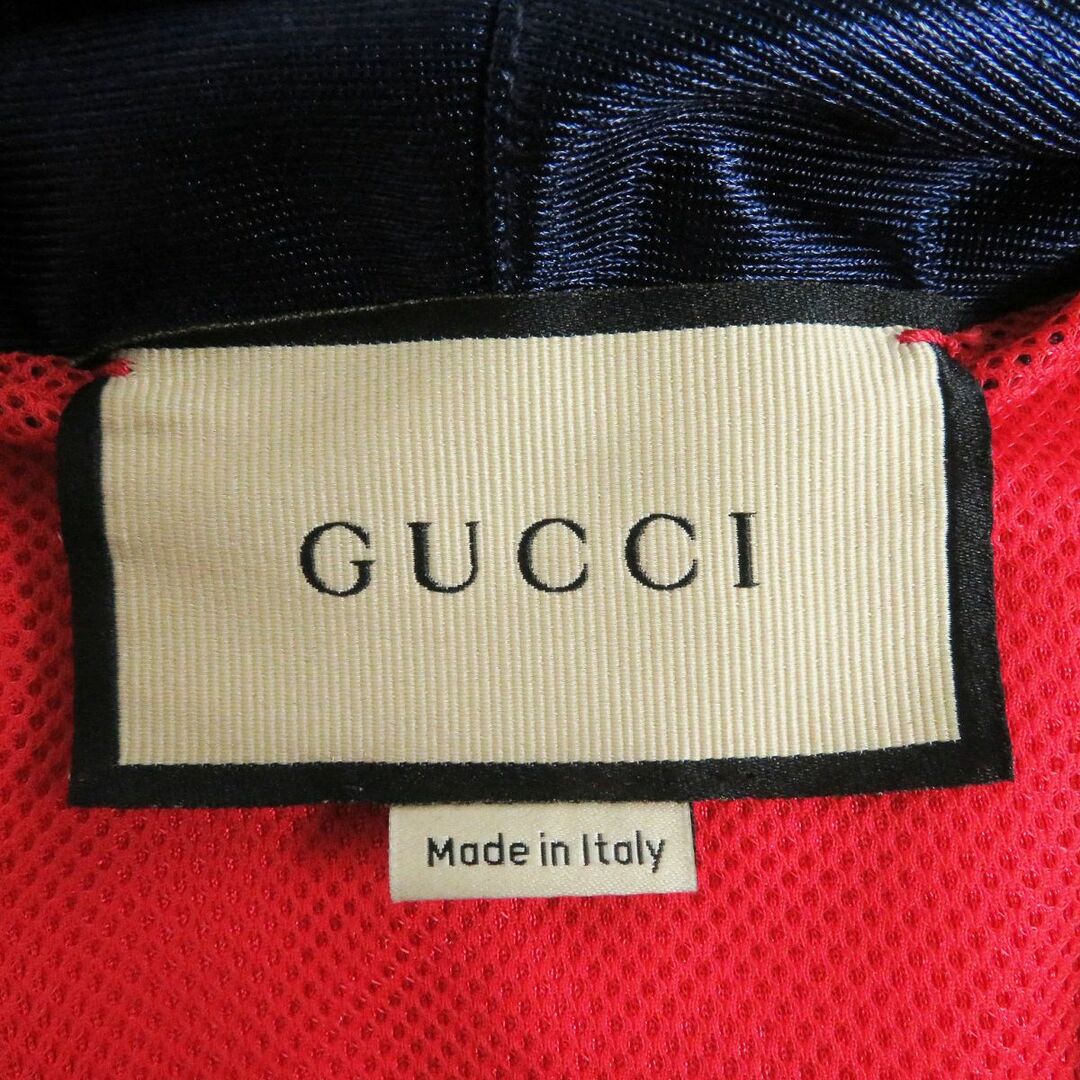 Gucci(グッチ)の未使用品□21AW GUCCI/グッチ 653373 ロゴワッペン サイドウェブライン シャイニージャージーフーディー/パーカー レッド M 伊製 正規品 メンズのトップス(パーカー)の商品写真