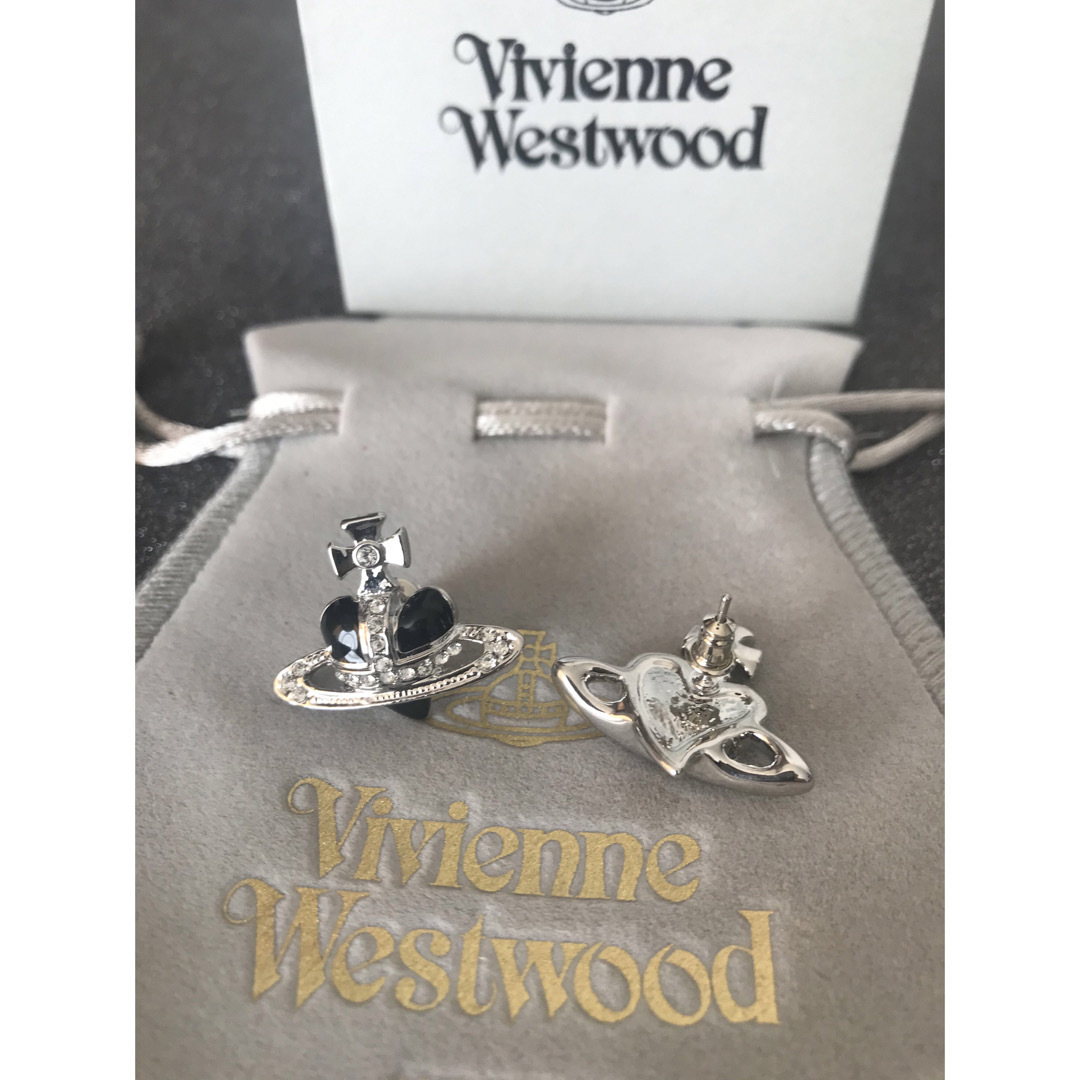 Vivienne Westwood(ヴィヴィアンウエストウッド)のヴィヴィアンウエストウッド　ハートピアス メンズのアクセサリー(ピアス(両耳用))の商品写真