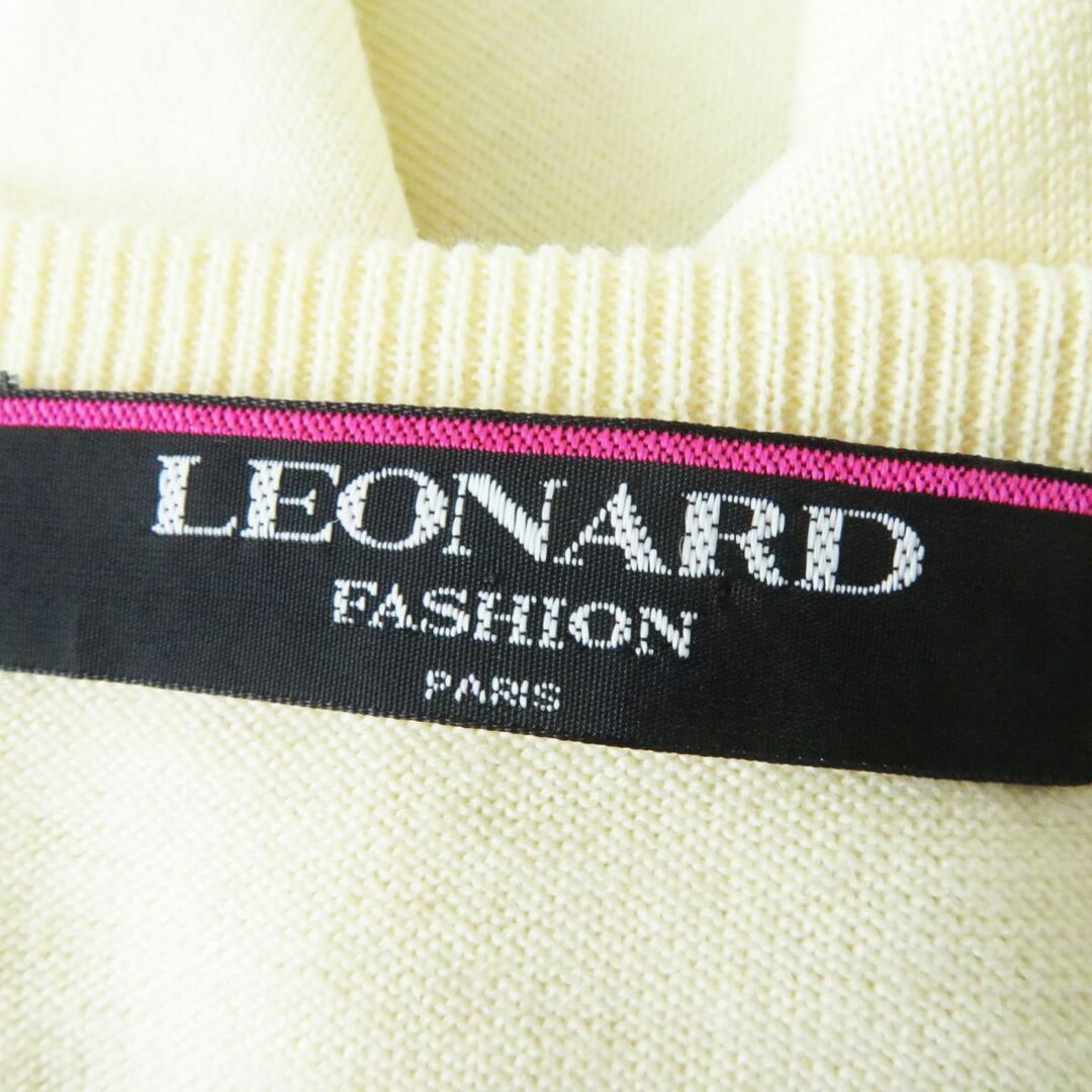 LEONARD(レオナール)の極美品◎日本製 LEONARD FASHION レオナール ファッション 0369130 レディース シルク混 フラワープリント 長袖 ニットプルオーバー L レディースのトップス(ニット/セーター)の商品写真