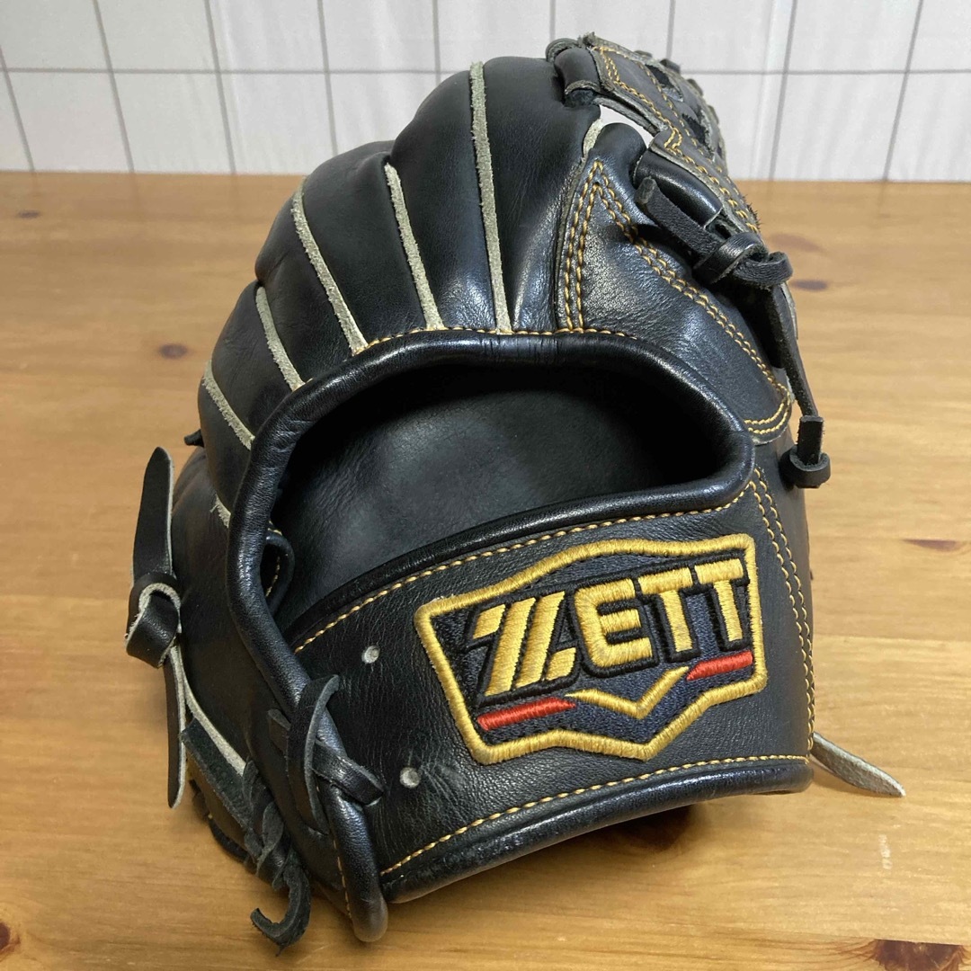 ZETT(ゼット)の⚾️ZETT PROSTATUS 硬式内野手用グラブ⚾️ スポーツ/アウトドアの野球(グローブ)の商品写真