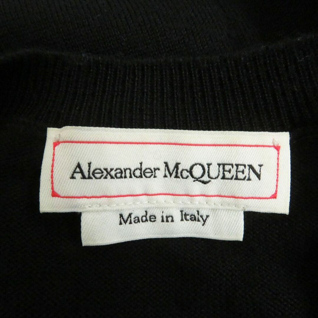 Alexander McQueen(アレキサンダーマックイーン)の美品□2019年製 Alexander McQueen/アレキサンダーマックイーン 626440 ウール100％ 長袖 スカルニット/セーター 黒 S イタリア製 正規品 メンズのトップス(ニット/セーター)の商品写真