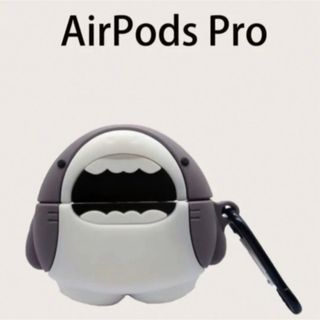 アップル(Apple)のAirpodsケース　おまけUSB-C-Lightningケーブル付(ヘッドフォン/イヤフォン)