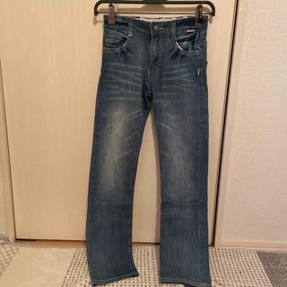 ベベ(BeBe)のDENIMBA140センチのデニムパンツ(パンツ/スパッツ)