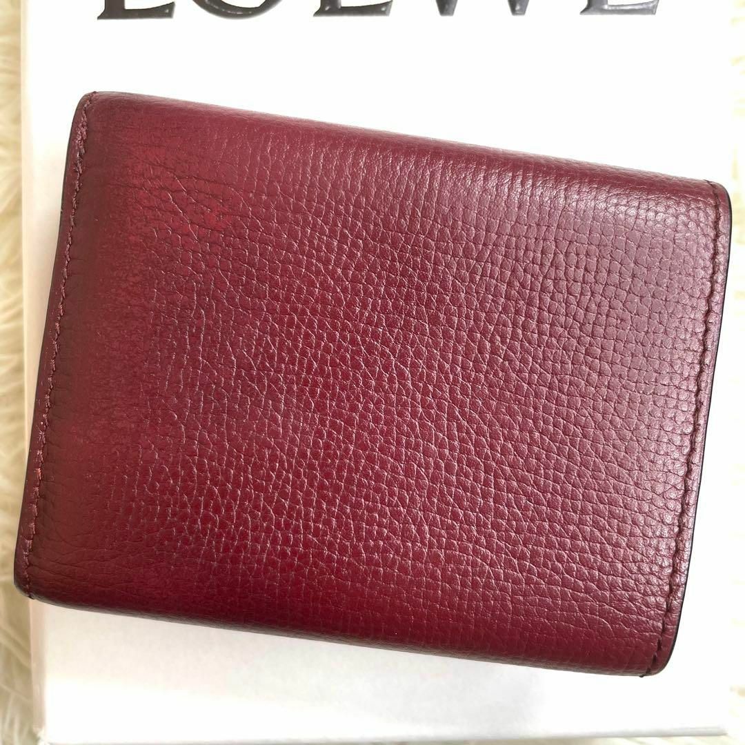 LOEWE(ロエベ)の⋟美品⋞ 入手困難 付属品 / ロエベ アナグラムトリフォルド6ccウォレット レディースのファッション小物(財布)の商品写真