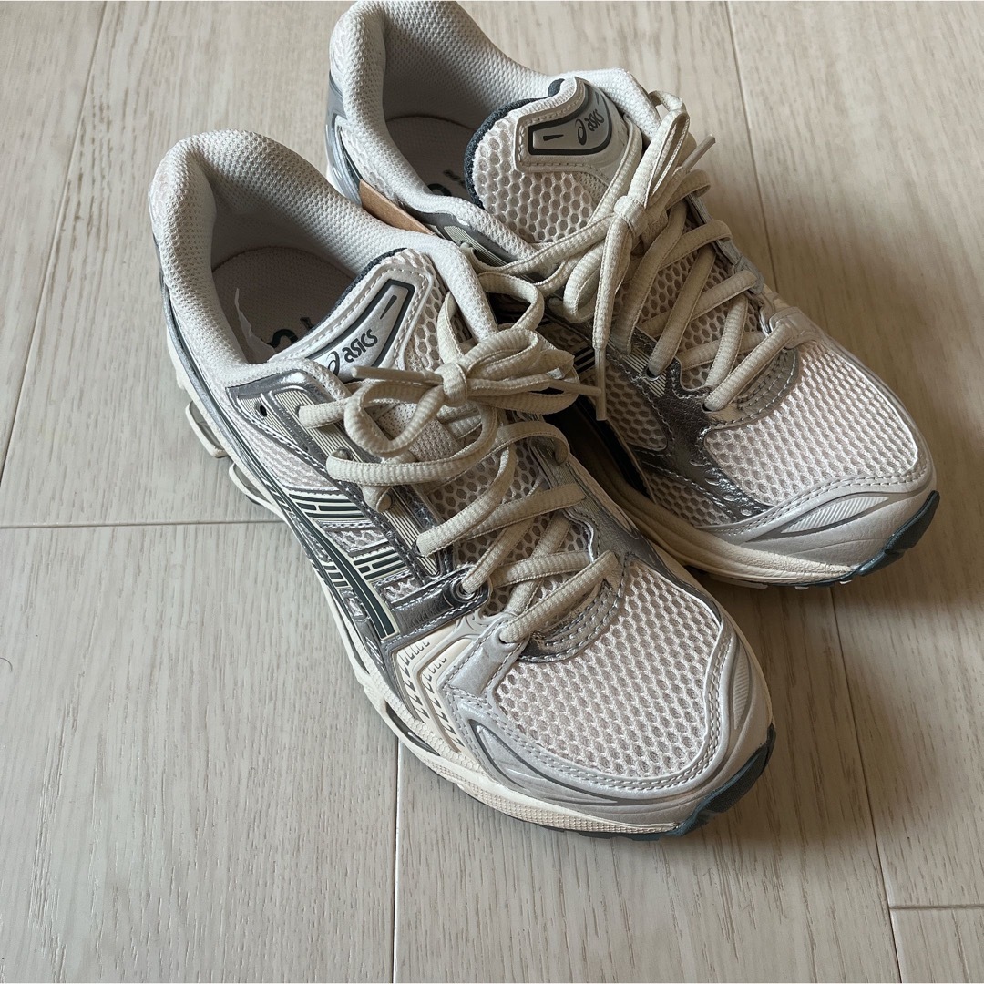 asics GEL-KAYANO 14 BIRCH/DARK PEWTER 24 asics GEL-KAYANO 14 BIRCH/DARK PEWTER 24