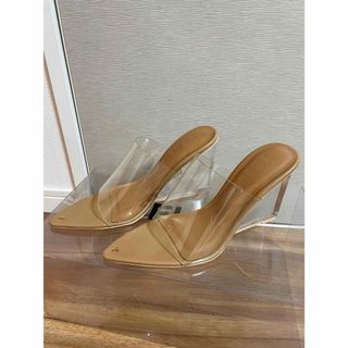 Yelloshoes イェロシューズ　サンダル(サンダル)