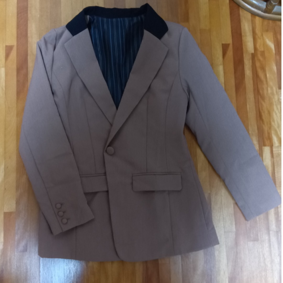 ニッセン(ニッセン)のPetitjo style ブラウン 薄手長袖ジャケット 美品 レディースのジャケット/アウター(その他)の商品写真
