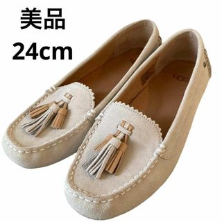 UGG - 美品　UGG ローファー　24 パンプス　モカシン　ボアなし　タッセル