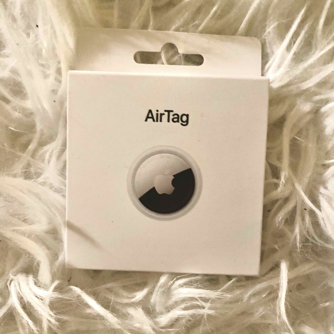 Apple(アップル)のAirTag スマホ/家電/カメラのスマホアクセサリー(その他)の商品写真