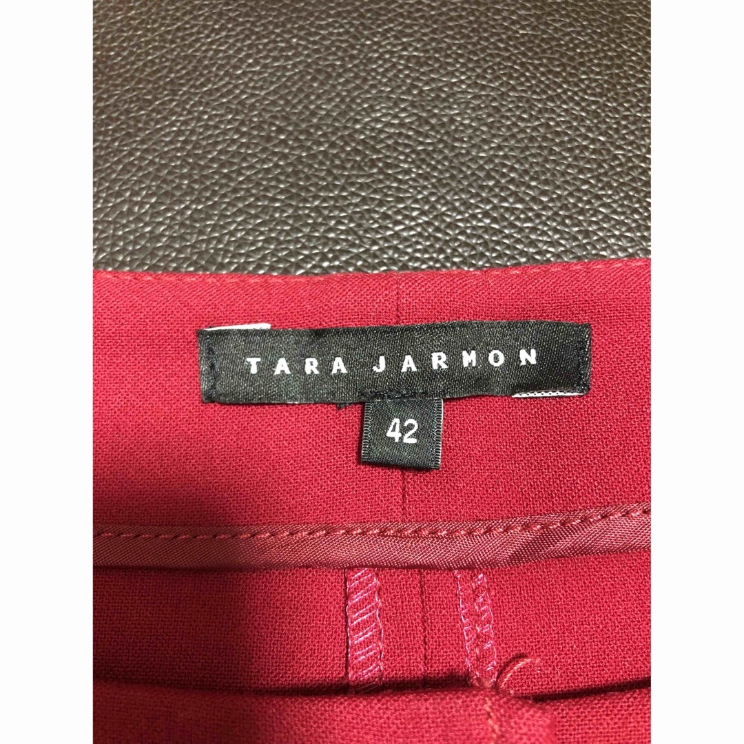 TARA JARMON(タラジャーモン)のTARA JARMON台形スカート レディースのスカート(ひざ丈スカート)の商品写真