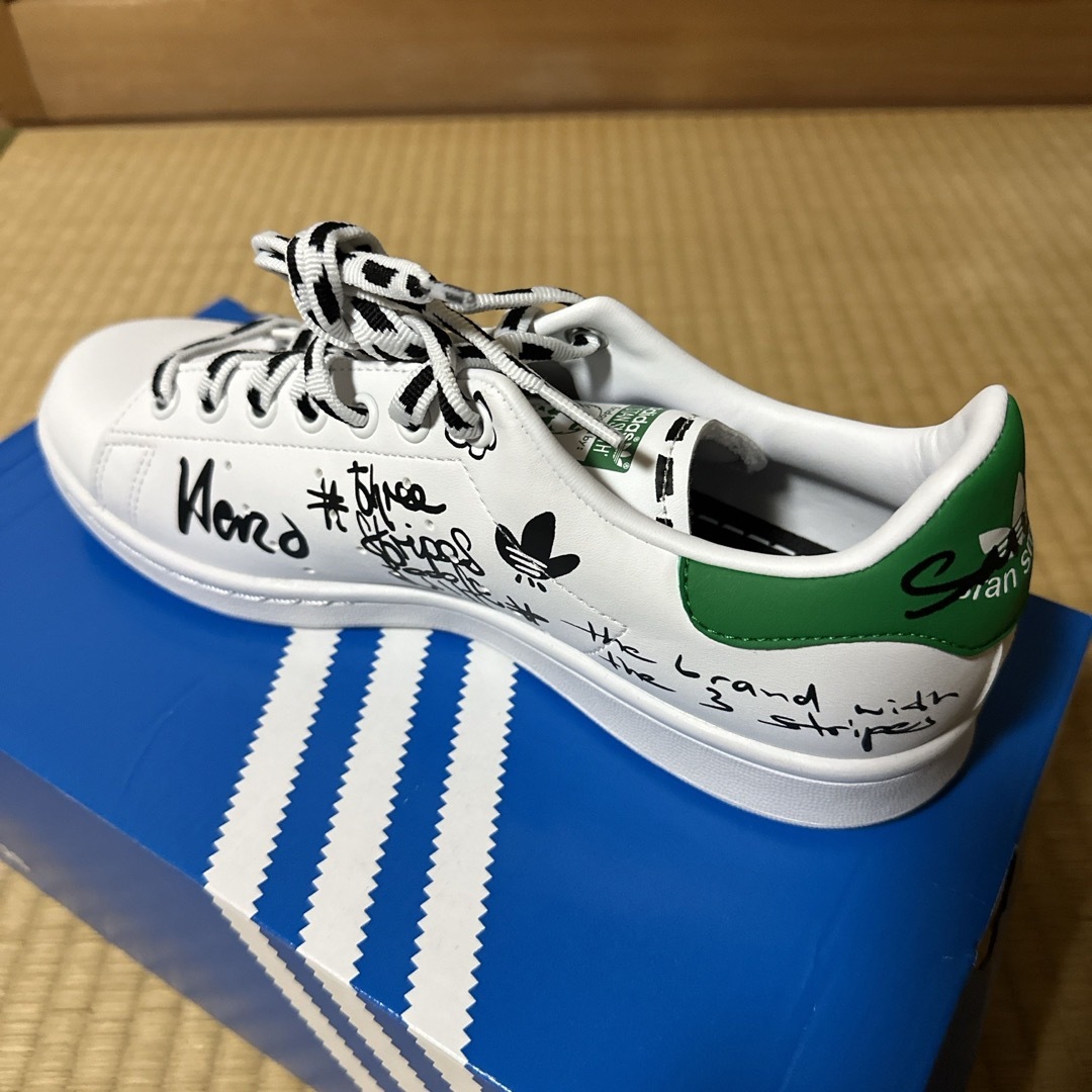 adidas(アディダス)のadidas Stan Smith Sharpie Pack Graffiti メンズの靴/シューズ(スニーカー)の商品写真