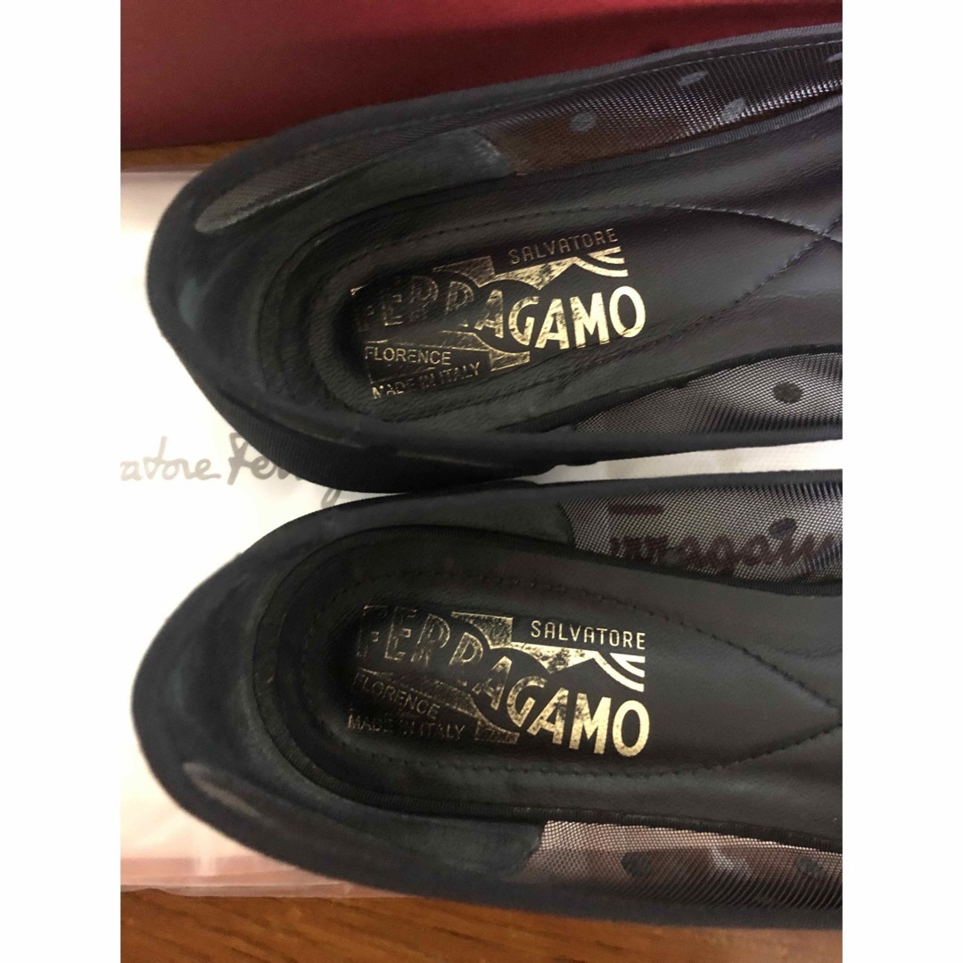 Salvatore Ferragamo(サルヴァトーレフェラガモ)のフェラガモ　フラットシューズ22.5 レディースの靴/シューズ(バレエシューズ)の商品写真