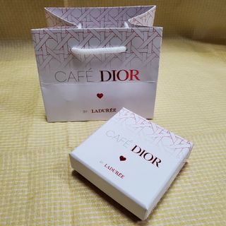 クリスチャンディオール(Christian Dior)のCAFE DIOR ショコラマカロン ディオール カフェ マカロン プレゼント(菓子/デザート)