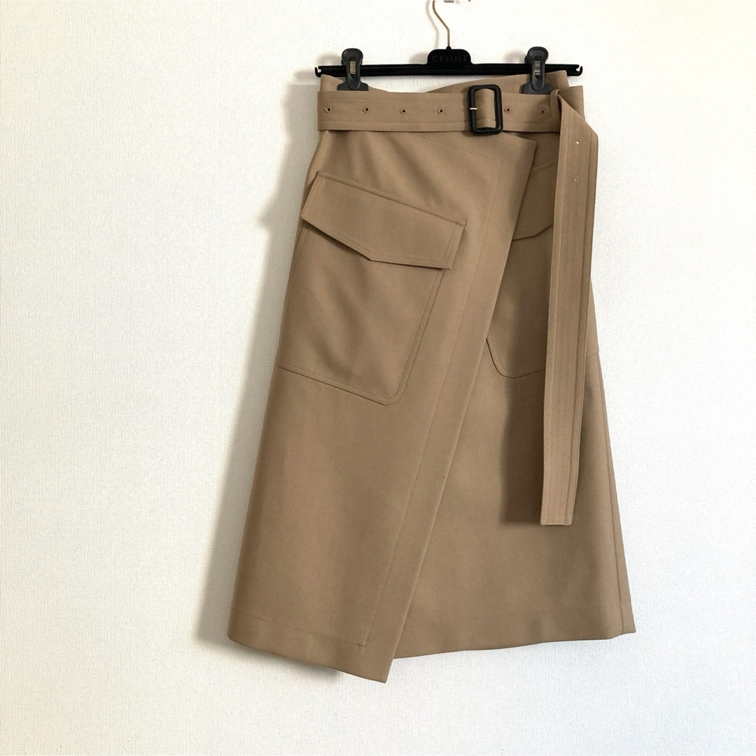 celine(セリーヌ)の27万美品 CELINE セリーヌ ベルトラップスカート フィービー  レディースのスカート(ひざ丈スカート)の商品写真