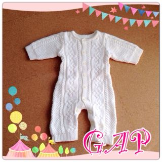 ギャップ(GAP)の美品＊GAP＊ニットカバーオール70cm(カバーオール)