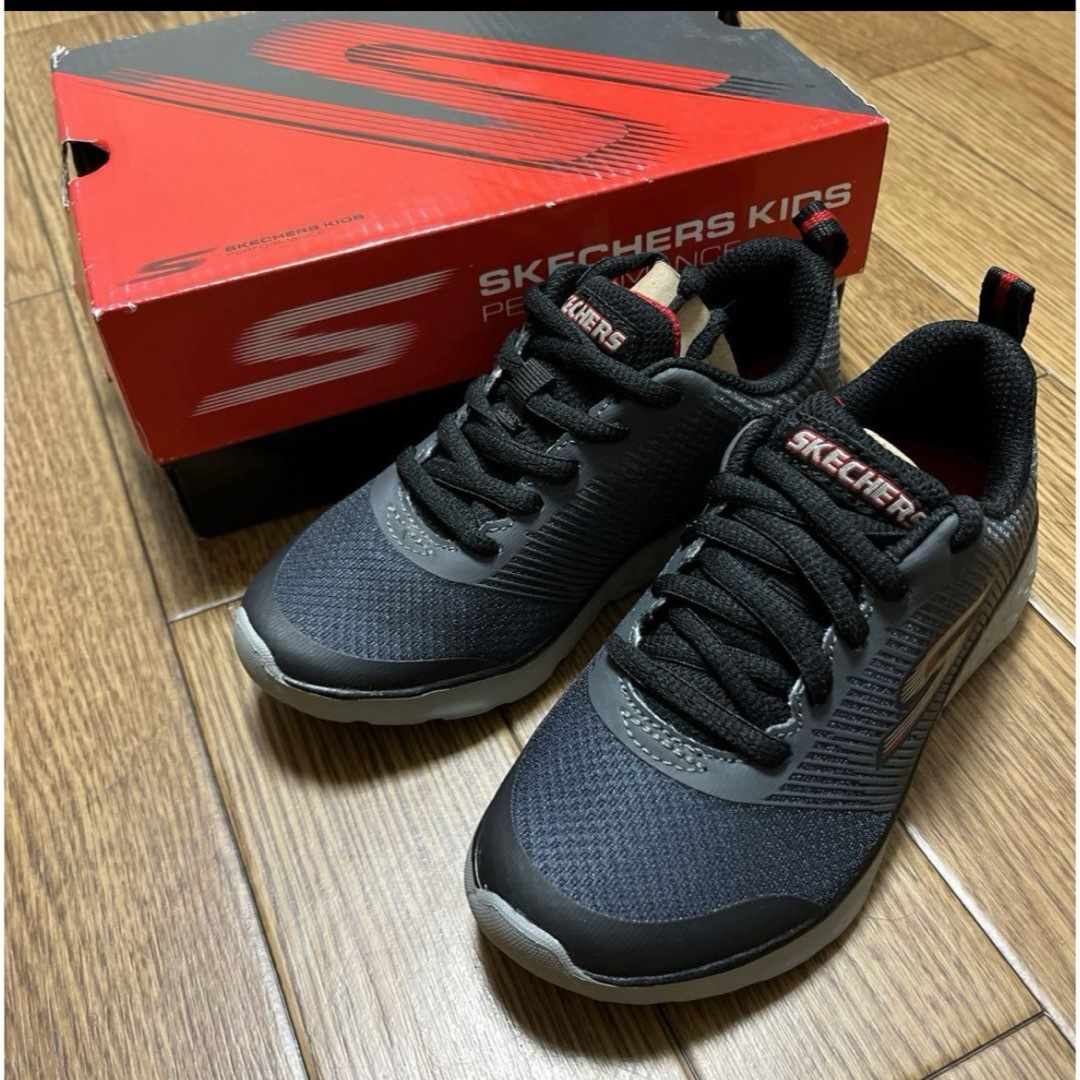 SKECHERS(スケッチャーズ)のスケッチャーズ　スニーカー　17cm   ゴーラン　400 キッズ/ベビー/マタニティのキッズ靴/シューズ(15cm~)(スニーカー)の商品写真