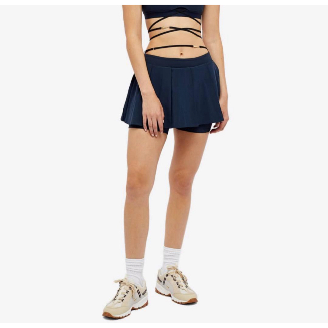 NIKE(ナイキ)の NIKE x JACQUEMUS WMNS NRG DF EU SKIRT  レディースのスカート(ミニスカート)の商品写真