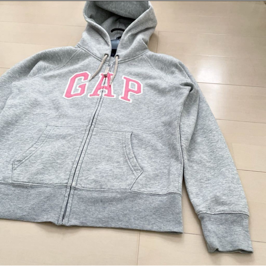 GAP(ギャップ)のGAP ジップアップパーカー　スウェットパーカー 裏起毛 (訳あり) レディースのトップス(パーカー)の商品写真