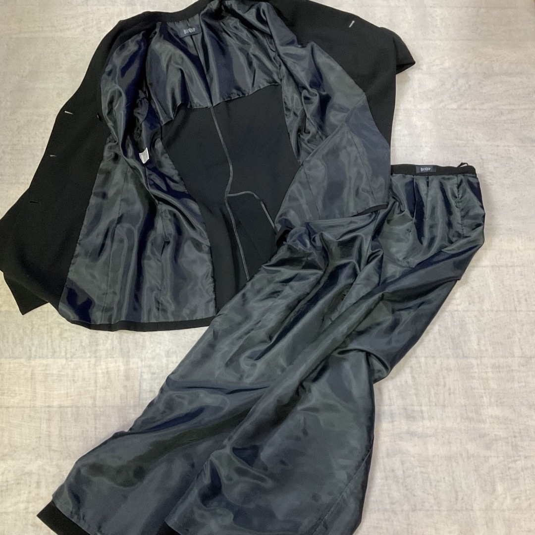 オンワード樫山　BLEND UP ダブルジャケット&ワイドパンツスーツ　M レディースのフォーマル/ドレス(スーツ)の商品写真