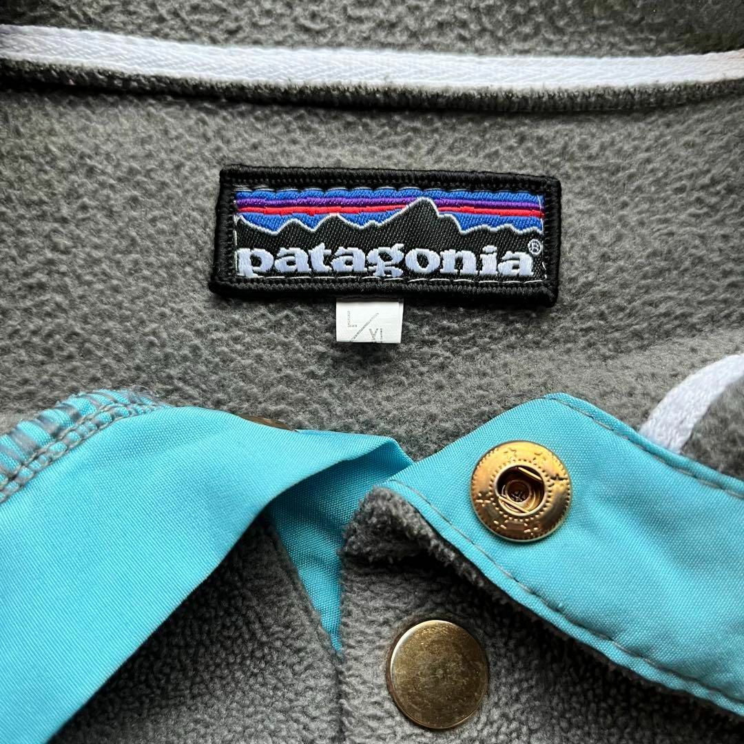 patagonia(パタゴニア)のパタゴニア　シンチラ　スナップTフリースジャケット　Lサイズ　グレー　古着 メンズのジャケット/アウター(ブルゾン)の商品写真