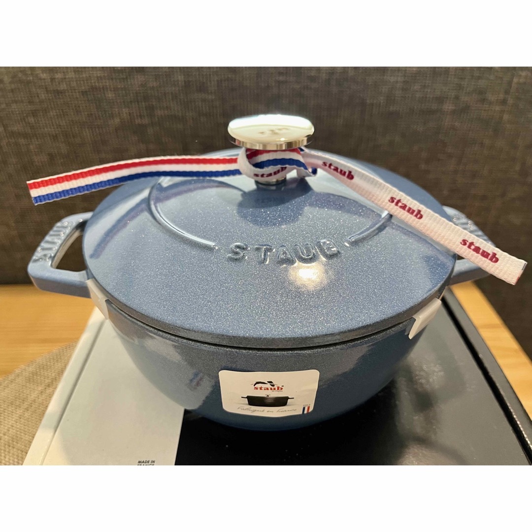 STAUB(ストウブ)のstaub ストウブ Wa-NABE S ワナベ 16 cm ルミナスブルー インテリア/住まい/日用品のキッチン/食器(鍋/フライパン)の商品写真