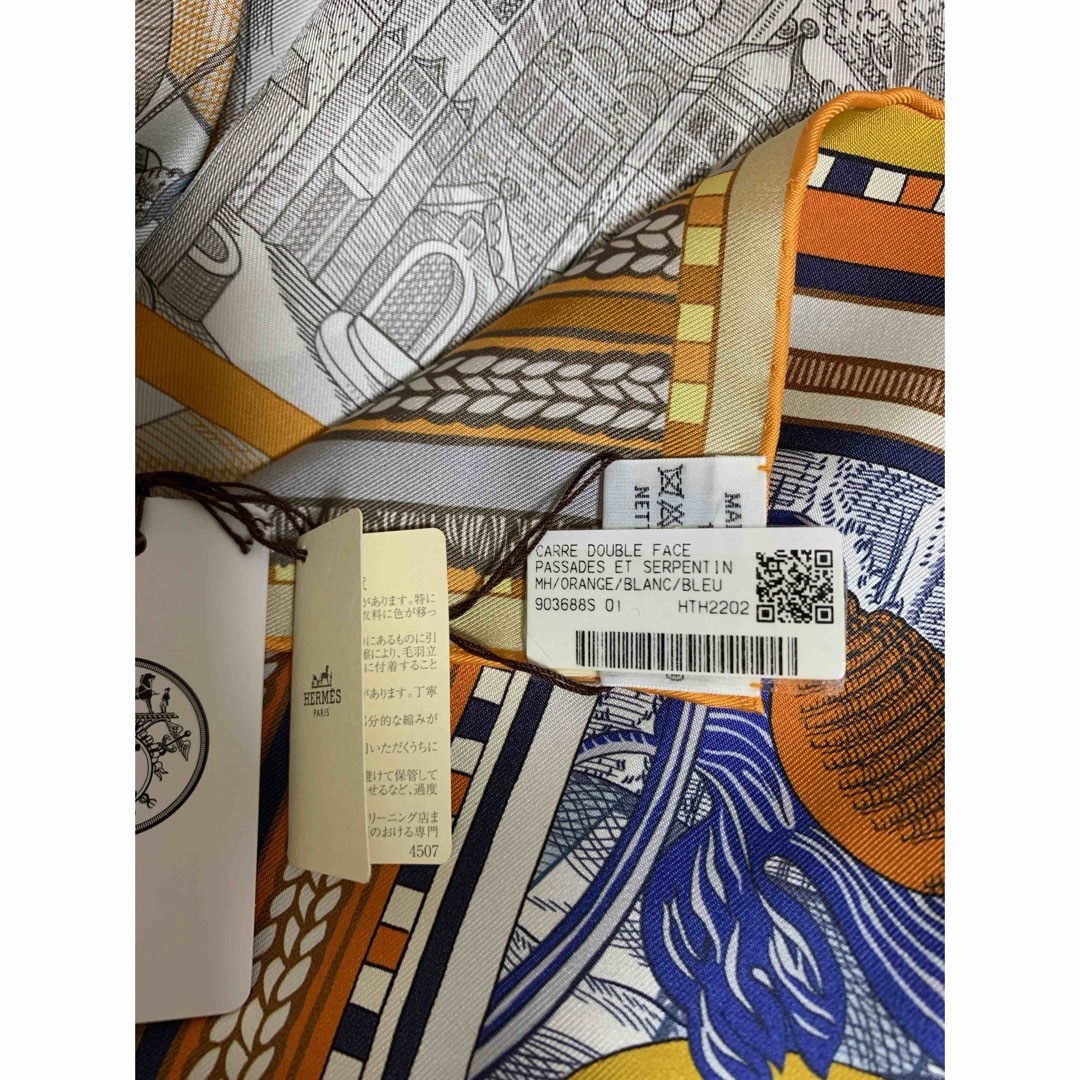 Hermes(エルメス)のエルメス　カレ90  ダブルフェイス レディースのファッション小物(バンダナ/スカーフ)の商品写真