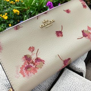 コーチ(COACH)の【COACH】長財布　ラウンドファスナー　花柄　ピンク　レザー　ホワイト(財布)