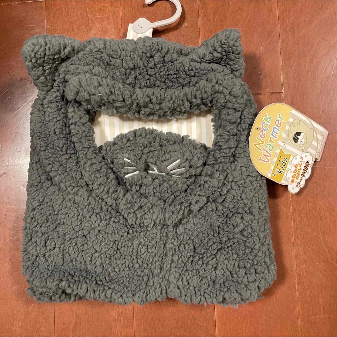 しまむら(シマムラ)のなりきり　猫　ネックウォーマー　しまむら　新品未使用 キッズ/ベビー/マタニティのこども用ファッション小物(マフラー/ストール)の商品写真