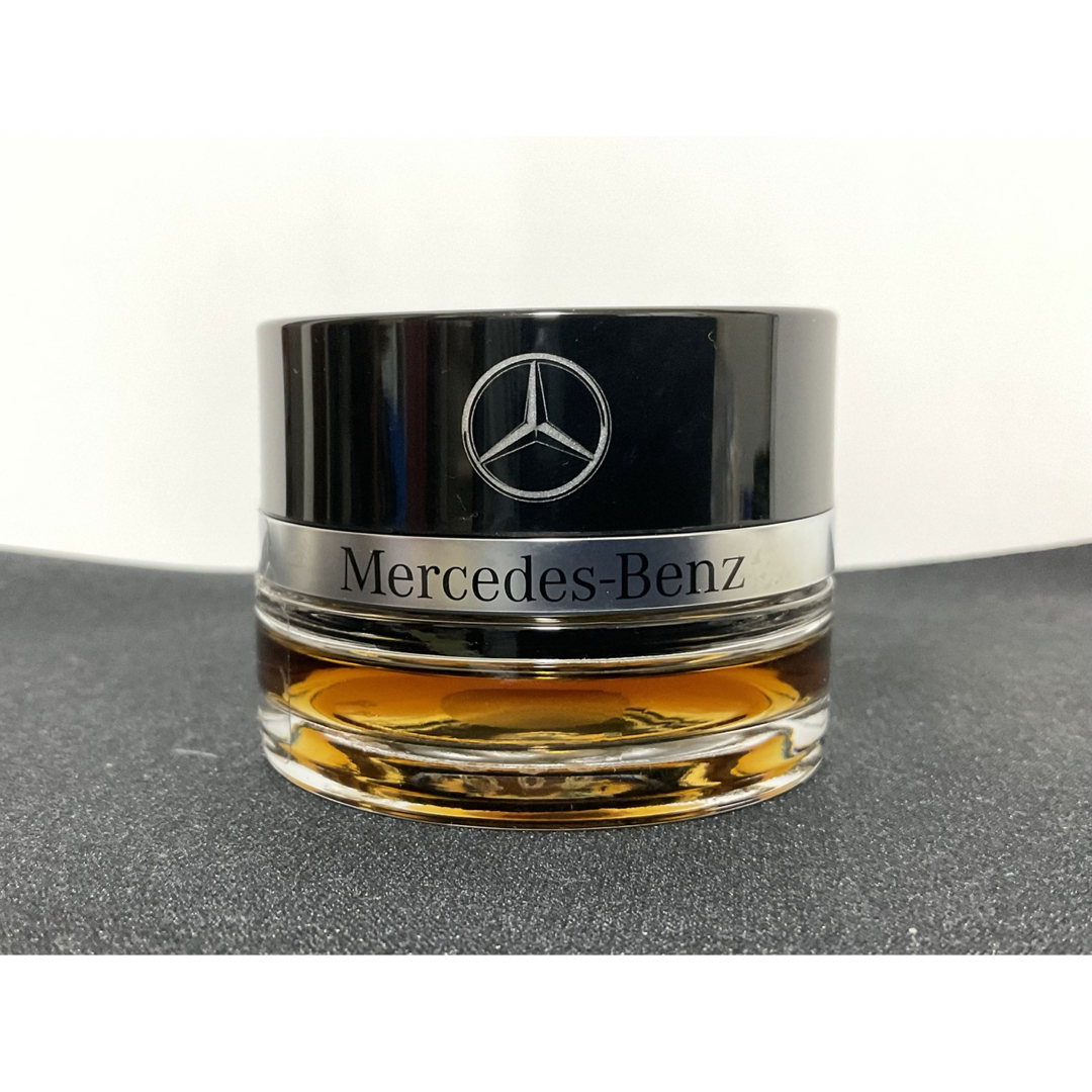 Mercedes-Benz(メルセデスベンツ)の【送料無料】メルセデスベンツパフュームアトマイザー  ミッレフィオーリ液量満タン 自動車/バイクの自動車(車内アクセサリ)の商品写真